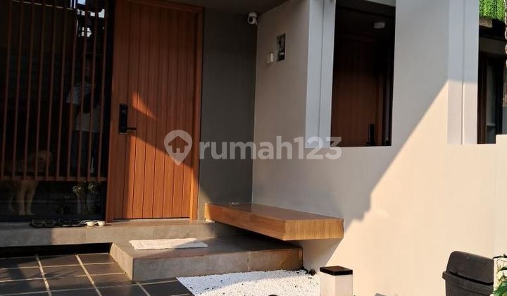 Rumah Cantik Strategis Full Furnished Di Cluster Fleekhauz Bsd
