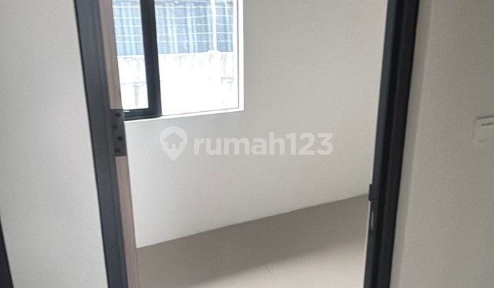 Rumah Hoek 2 Lantai Selangkah Ke Gading Serpong Dan Karawaci 2