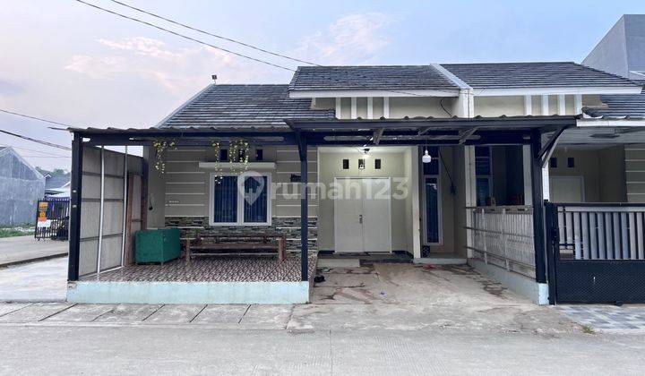 Takeover Rumah Hook di Cisauk Posisi Dijalan Utama Sudah Renovasi 1