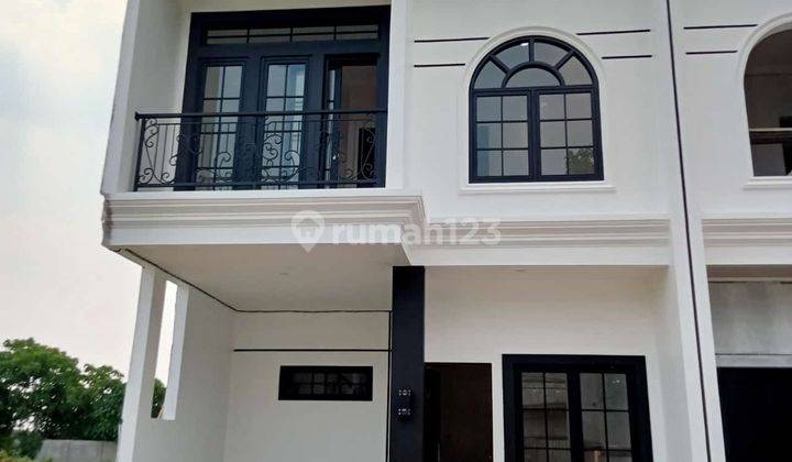 Rumah Mewah Klasik 2 Lantai Di Jl. H.icang Kelapa Dua Depok 1