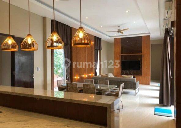 Villa Cantik Siap Huni View Langsung Pantai Carita Anyer 12