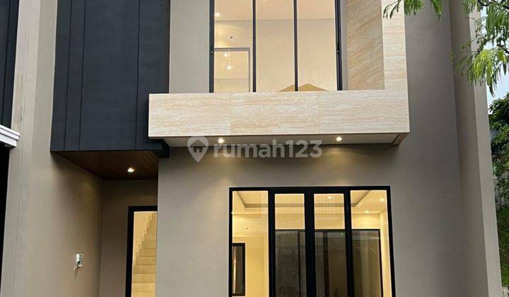 Rumah Siap Huni 2lantai Di Vanya Park Cluster Azura 1