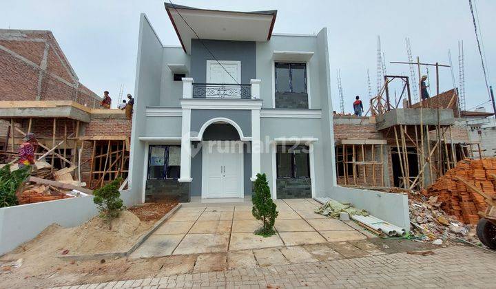 Rumah Dekat Toll Jatiwaringin Bebas Banjir Lokasi Strategis Design Clasic Modern 1