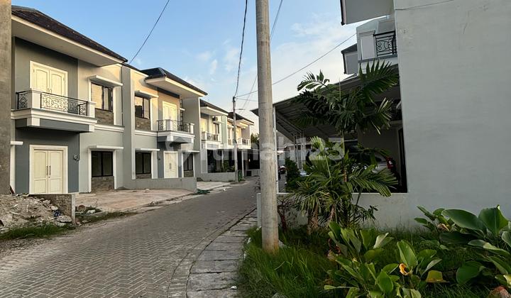 Rumah Keren Lokasi Strategis.dekat Ke Pintu.toll Jatiwaringin.pondok.gede.bekasi 2