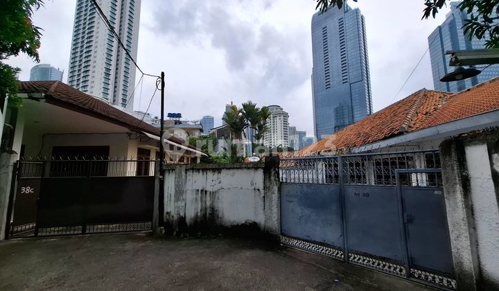 House.for.sale.strategic.location.in.the.Golden.Triangle.adjacent.to.Ambassador.Mall.Karet.Kuningan.South.Jakarta 2