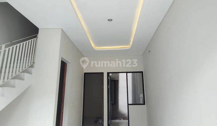 New House 2 Lantai dekat MERR  4