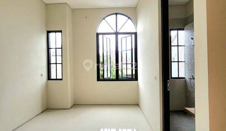 New House 2 Lantai dekat MERR  5