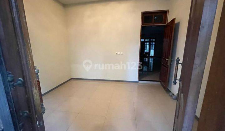 Murah Plus Nego! Rumah di NGINDEN INTAN SHM Bagus 2