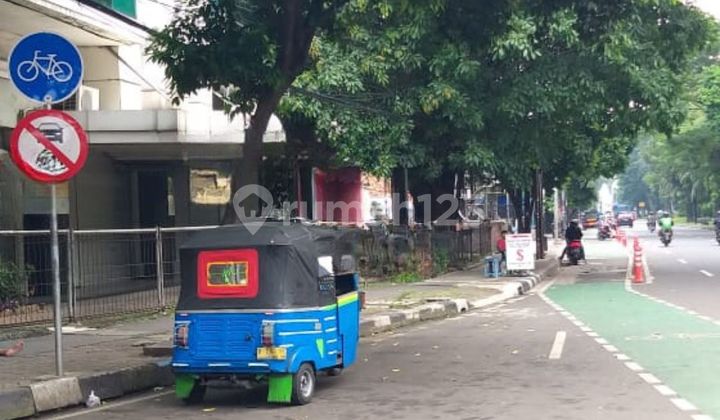 Gedung Bagus Siap Pakai 4 Lantai di Kwitang Raya Jakarta 
