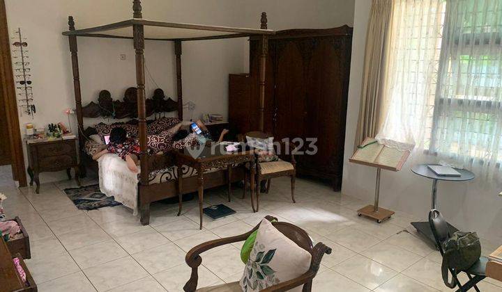  Rumah Hook Furnished Dijual Segera di Cempaka Putih 1