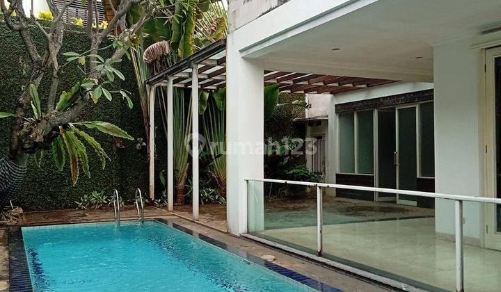 Jual Rumah Furnished S. Pool 2 Lantai Bintaro Jakarta Selatan 2