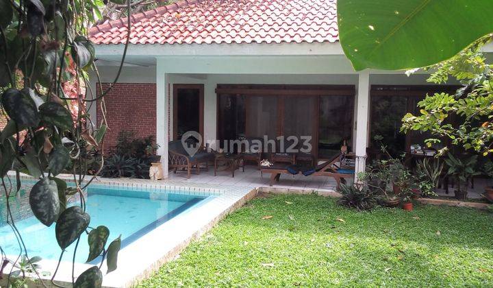 Rumah Classic Furnished + S. Pool Jl Gaharu Cipete Cilandak 1