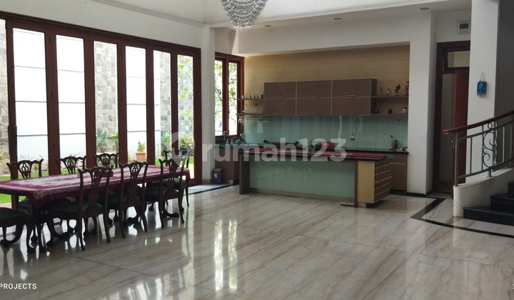 Rumah Furnished 2 Lantai Cluster Exclusive Kelapa Gading 2