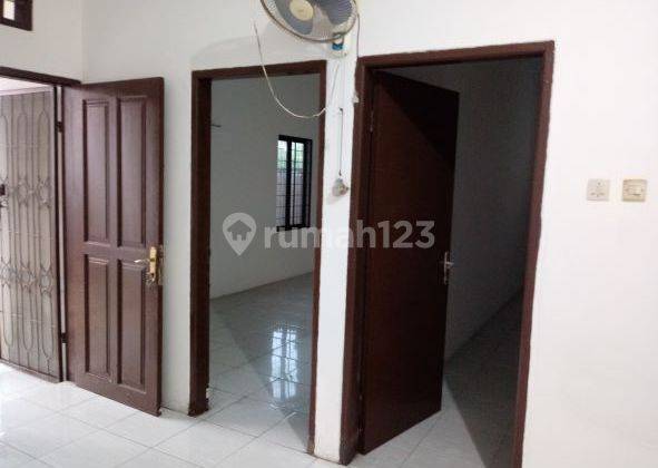 Harga Murah Jual Cepat Rumah Hook di Harapan Indah Bekasi 2