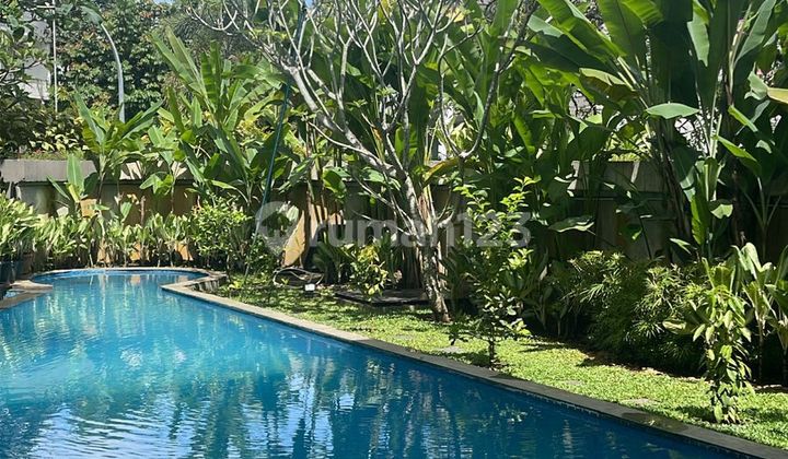 Rumah Furnished 4 Lantai + S. Pool Parahyangan Golf Sentul City