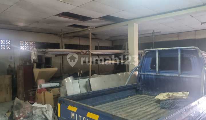 Gudang dekat toll dan LRT Cikunir 1 Jatibening Bekasi