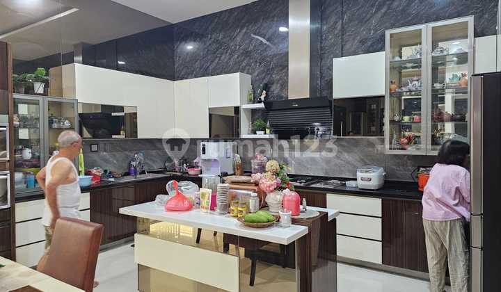 Rumah Interior Lux Mewah Style Modern Classic di Metro Sunter Rumah Interior Lux Mewah Style Modern Classic di Metro Sunter