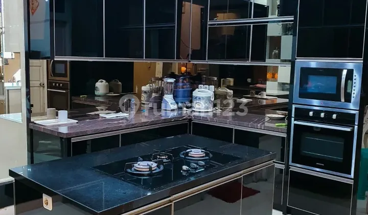 2-Story Furnished Hook House Near Kelapa Gading Mall 2