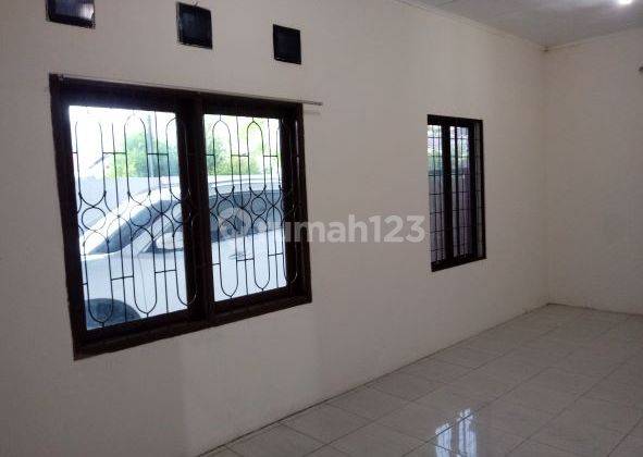 Jual Cepat Rumah Hook di Harapan Indah Bekasi 2