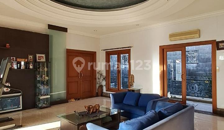 Rumah Hook Full Furnished Lux 3 Lantai Dekat Mall Kelapa Gading 2