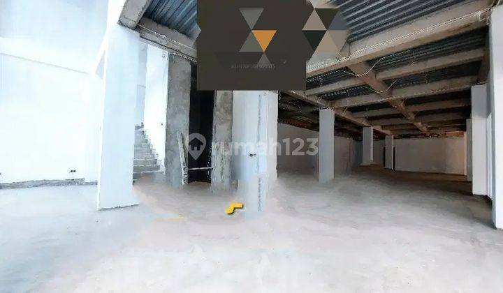 Gedung Baru 5 Lantai Plus Basement di Wahid Hasyim Jakarta 2