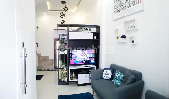 Fully Furnished Manhattan Cluster House in Mutiara Gading City 2