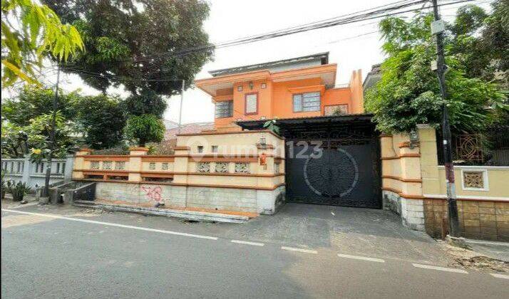 Rumah Swimming Pool Dikalibata Duren Tiga 2