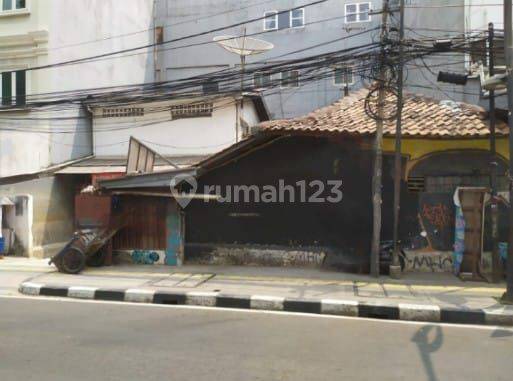 Rumah. hrg NJOP Area komersil dikebon sirih 1