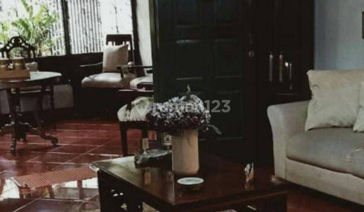 Rumah murah menteng ring satu  2