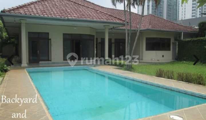 House for Sale/Rent in North Cipete, South Jakarta