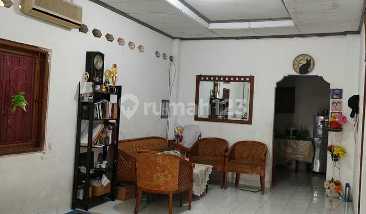 House in Rawamangun Pulo Asem Comfortable and Safe House in Rawamangun Pulo Asem Comfortable and Safe