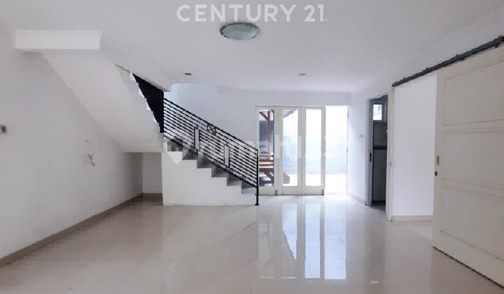 Nice New 2-Story House in Radio Dalam, South Jakarta 2