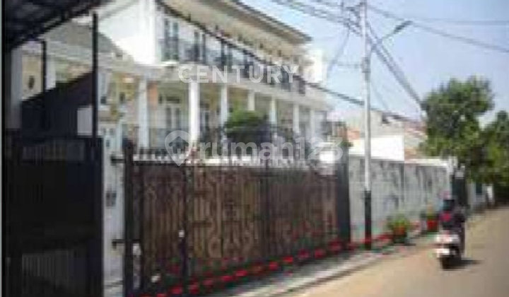For Sale Nice House in Gandaria Selatan, Cilandak, South Jakarta