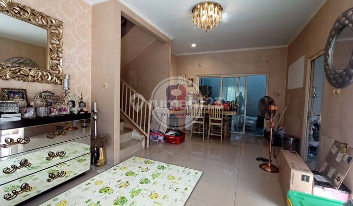 Dijual Rumah depan Taman dalam Cluster di Area Bintaro Jaya 2