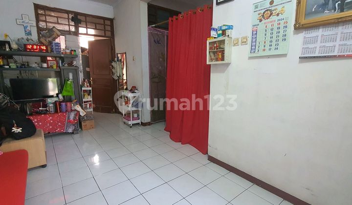 Dijual Rumah Di Lokasi Strategis Graha Raya Bougenville