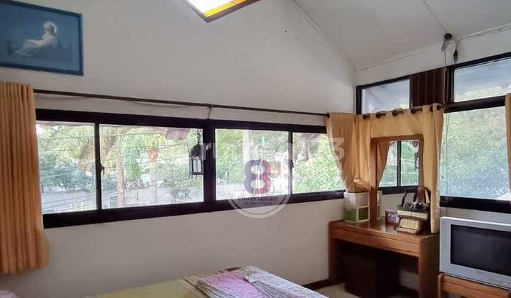 Dijual Rumah Lokasi Strategis Pinggir Jalan di Komplek Bintaro Sektor 3 2