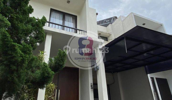 Rumah Semi Full Furnished Lokasi Strategis di Bintaro Sektor 2 2