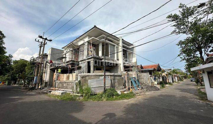 Rumah Minimalis Modern Medokan Asri Utara Surabaya 1