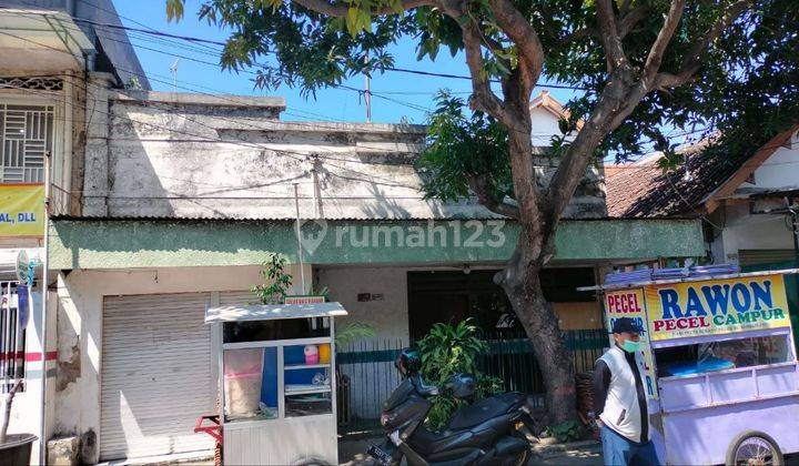 Dijual Cepat Rumah Strategis Hitung Tanah Lokasi Jl. Serayu Surabaya 2