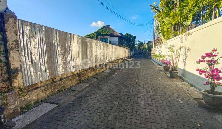 Tanah berlokasi Premium 150m ke pantai Brawa di Canggu - Bali 2