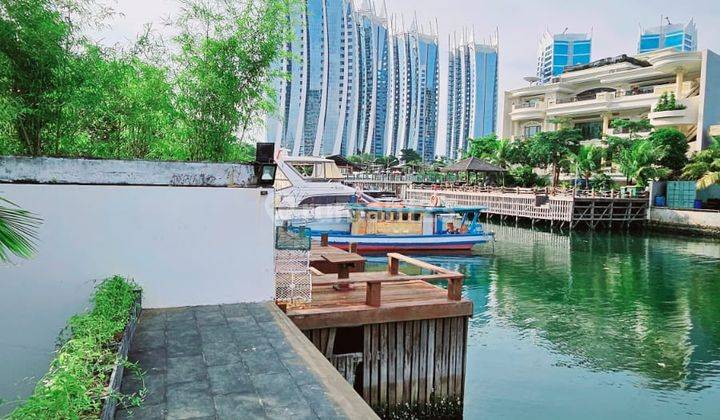 Rumah Mewah Di Pantai Mutiara Bisa Parkir Yatch Pribadi - Jakut 2