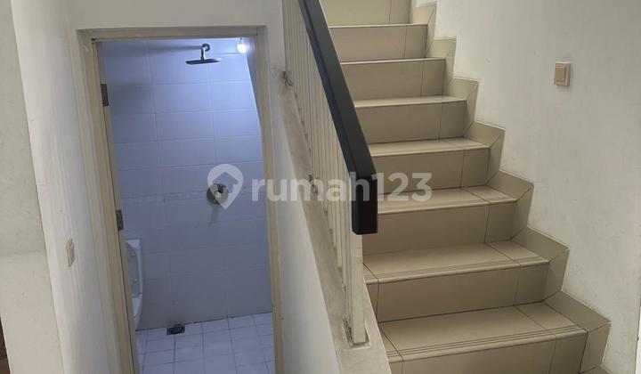 Rumah Siap Huni 2lantai Bebas Banjir Di Golflake Residence Jakbar 2