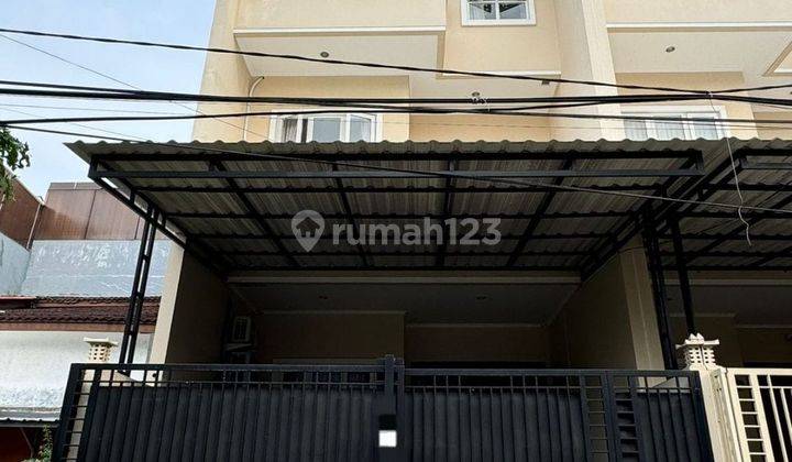 Rumah Siap Huni 3 Lantai Di Sunter Agung - Jakarta Utara 1