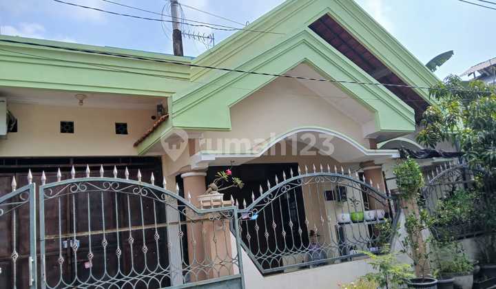 Rumah Siap Huni Jambangan Dekat Sekolah Dan Dekat Masjid Agung Al Akbar Surabaya
