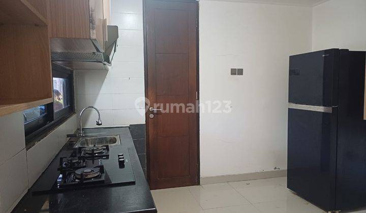 Dijual Rumah Semi Villa Mewah Di Renon 5 Kamar tidur 2