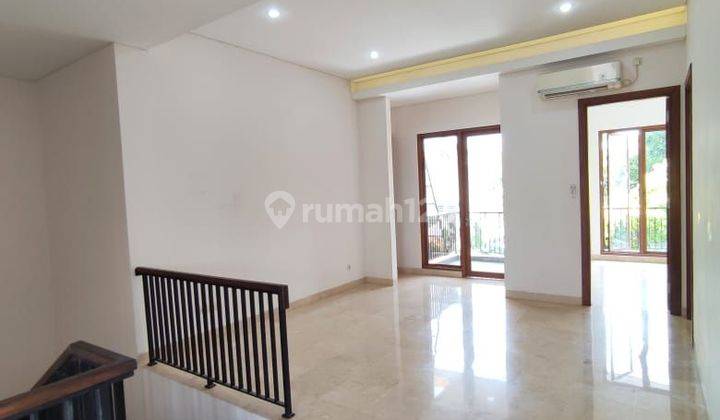 Dijual Rumah Area Kemang Jakarta Selatan 2