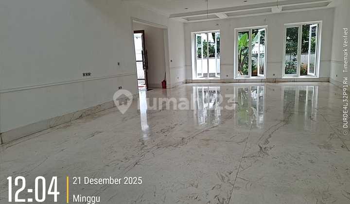 Dijual / Disewakan Rumah Area Wijaya Kebayoran Baru Lokasi Sangat Strategis Cocok untuk Hunian atau Bisnis 1