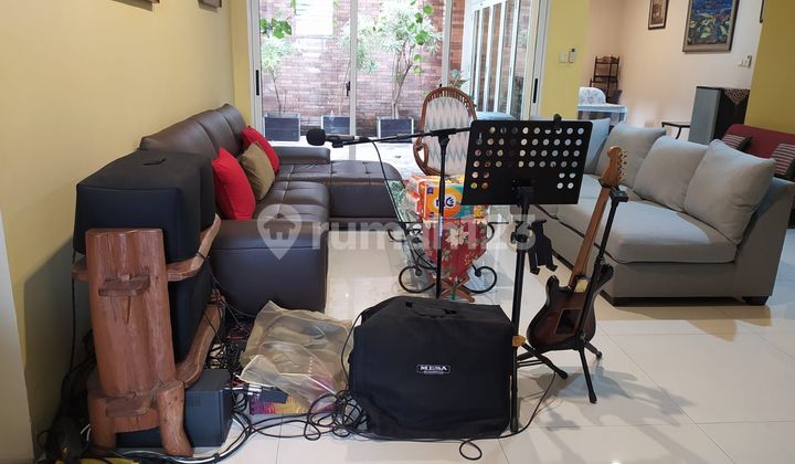 For Rent House in Kebayoran Baru Area