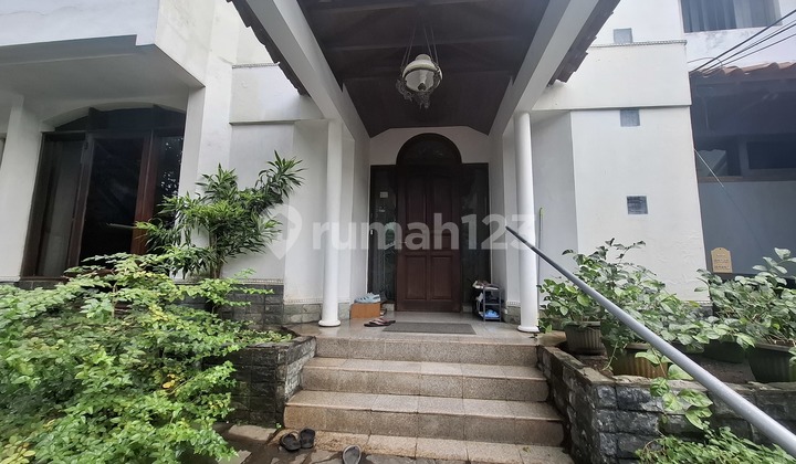 Disewakan Rumah Area Kebayoran Baru 2