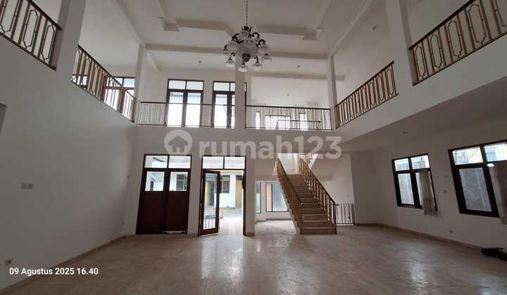 Disewakan Rumah Area Duren Tiga Jaksel